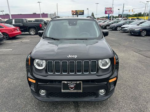 Used 2021 Jeep Renegade Latitude FWD image 9
