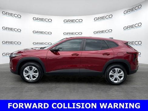 Certified 2024 Chevrolet Trax LS FWD image 4