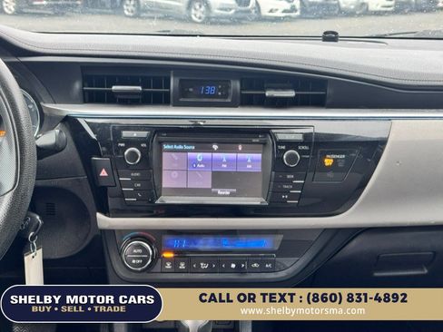 Used 2014 Toyota Corolla LE FWD image 11