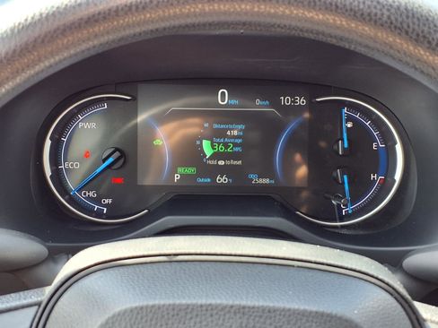 Certified 2025 Toyota RAV4 LE AWD/4WD image 17