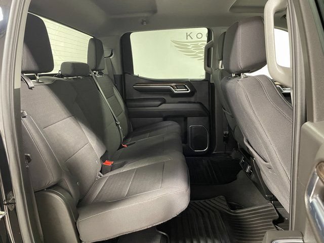 Used 2024 Chevrolet Silverado 1500 LT AWD/4WD image 21