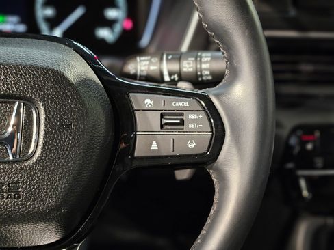 Used 2024 Honda Pilot Touring image 29