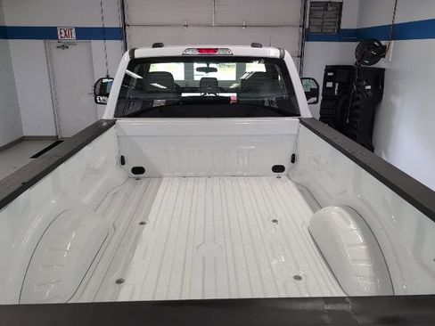 New 2026 Ford F250 XL w/ FX4 Off-Road Package AWD/4WD image 8