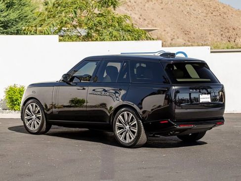 Certified 2024 Land Rover Range Rover Autobiography AWD/4WD image 9