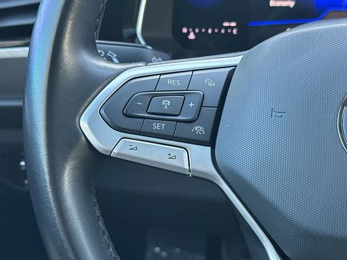 Used 2024 Volkswagen Jetta SE w/ Panoramic Sunroof Package image 27