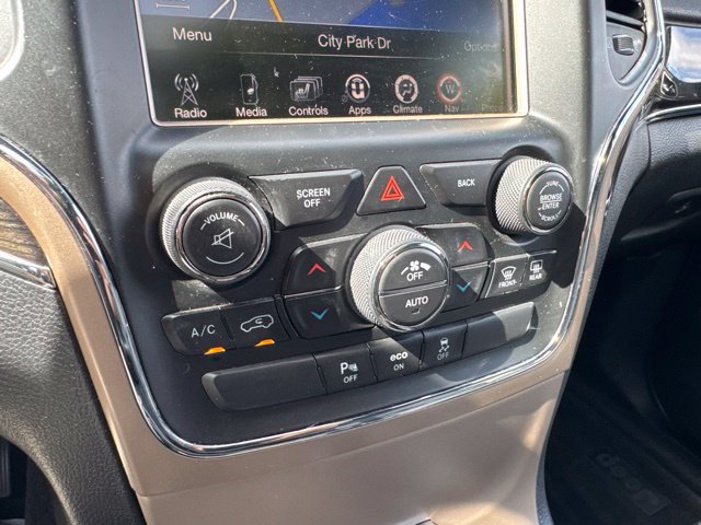 Used 2015 Jeep Grand Cherokee Overland RWD image 23