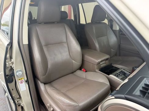 Used 2015 Lexus GX 460 w/ Premium Package AWD/4WD image 59