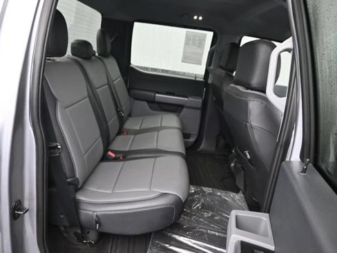 Used 2022 Ford F150 XLT w/ XTR Package AWD/4WD image 6