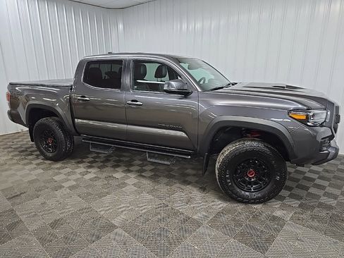 Used 2022 Toyota Tacoma TRD Pro image 1