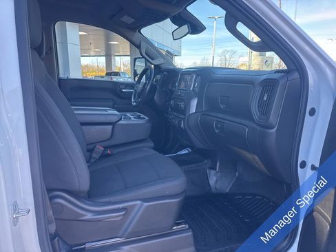 Used 2025 Chevrolet Silverado 3500 W/T image 28