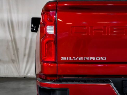 Used 2024 Chevrolet Silverado 2500 High Country w/ Technology Package AWD/4WD image 42