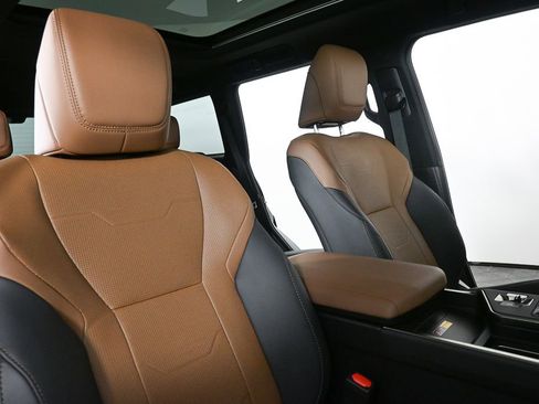 Used 2024 Lexus GX 550 w/ Cold Area Package image 20