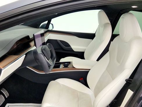 Used 2023 Tesla Model X AWD/4WD image 23