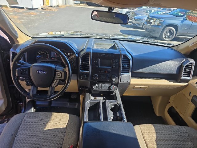 Used 2015 Ford F150 XLT w/ Equipment Group 301A Mid AWD/4WD image 13
