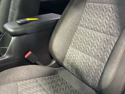 Used 2024 Chevrolet Equinox LT w/ LPO, Floor Liner Package image 19