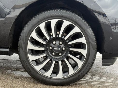 Used 2023 Lincoln Navigator L Black Label image 5