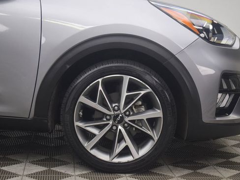 Used 2022 Kia Niro Touring Special Edition FWD image 34