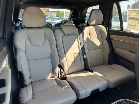 New 2026 Volvo XC90 B6 Ultra image 10