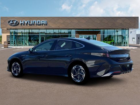 New 2026 Hyundai Sonata SEL FWD image 4