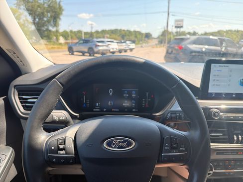 Used 2024 Ford Escape Active FWD image 28