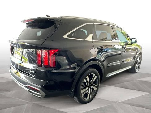 Certified 2023 Kia Sorento EX AWD/4WD image 9