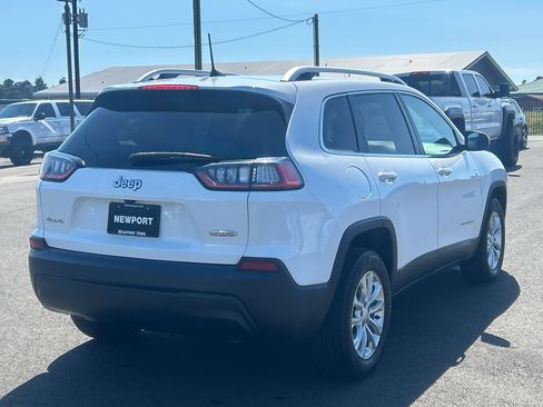 Used 2019 Jeep Cherokee Latitude w/ Popular Appearance Group AWD/4WD image 9