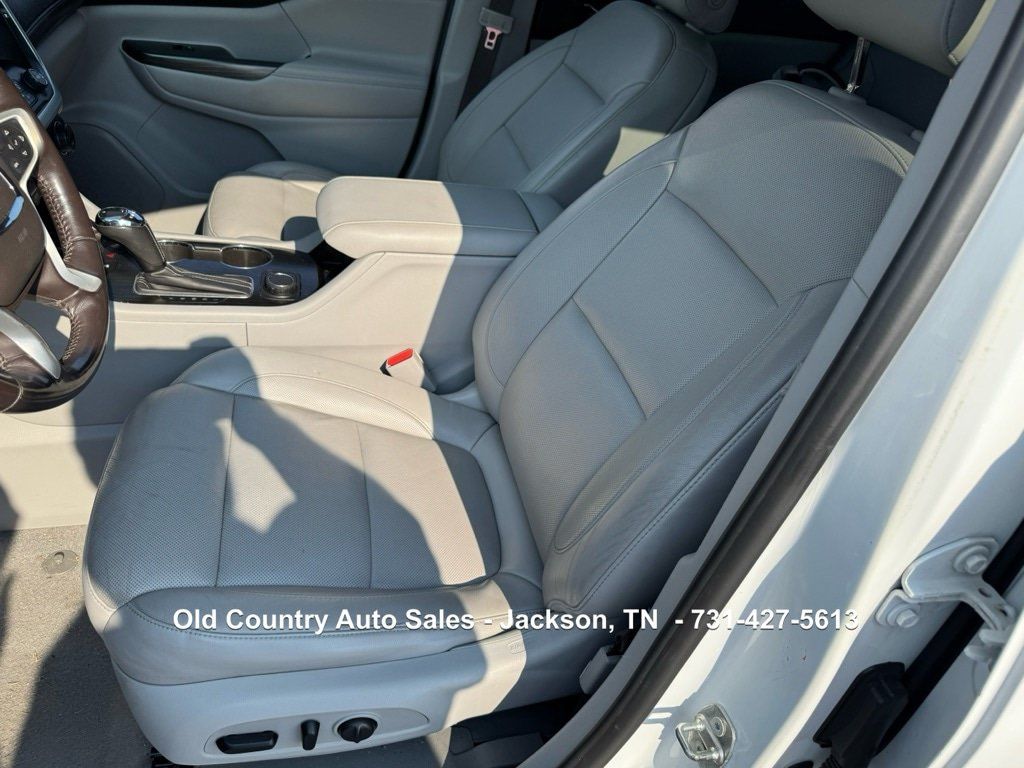 Used 2019 GMC Acadia SLT FWD image 15