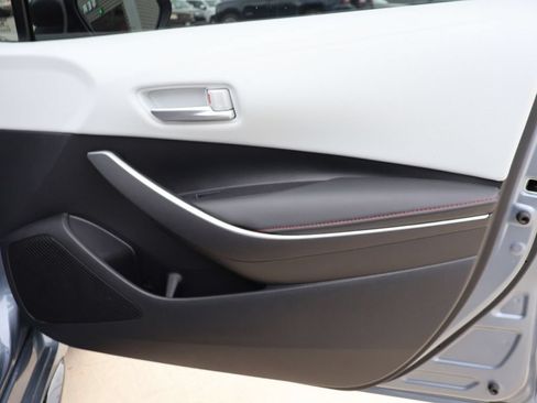 Used 2024 Toyota Corolla SE FWD image 8