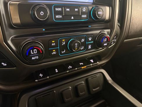 Used 2018 Chevrolet Silverado 2500 LTZ w/ Duramax Plus Package AWD/4WD image 34