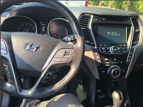 Used 2016 Hyundai Santa Fe Limited w/ Option Group 04 image 19