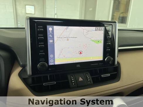 Used 2020 Toyota RAV4 Limited image 43