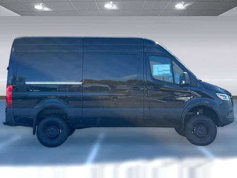 New 2026 Mercedes-Benz Sprinter 2500 image 7