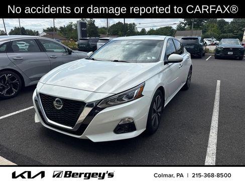 Used 2021 Nissan Altima 2.5 SL FWD image 2