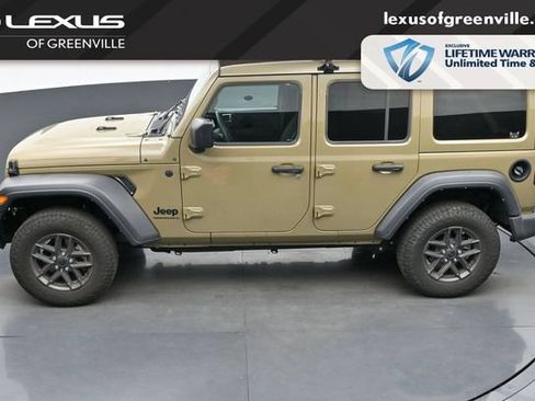 Used 2025 Jeep Wrangler Unlimited Sport AWD/4WD image 47