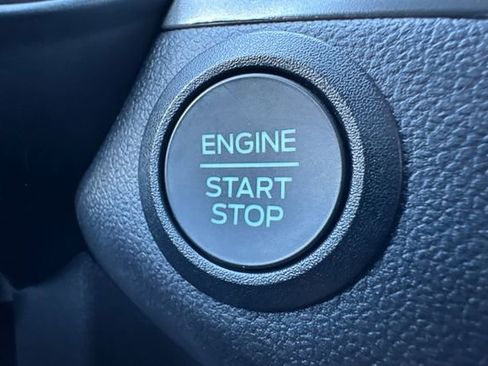 Used 2025 Ford Escape Active image 35