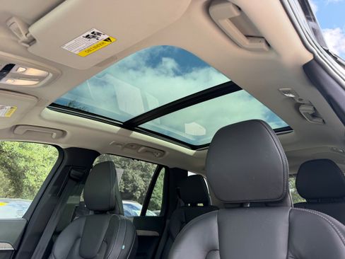 Certified 2024 Volvo XC90 T8 Ultimate w/ Protection Package Premier AWD/4WD image 26