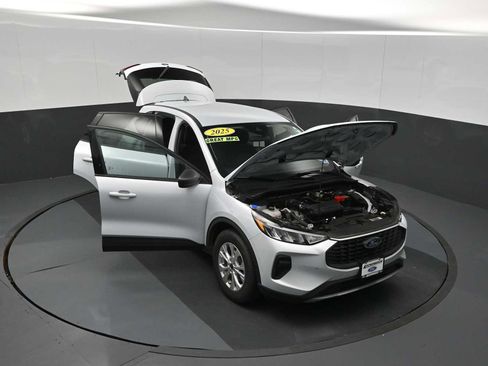 Certified 2025 Ford Escape Active w/ Cold Weather Package FWD image 58