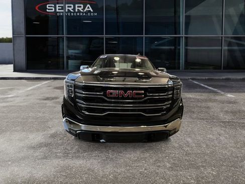 Used 2024 GMC Sierra 1500 SLT w/ SLT Premium Plus Package AWD/4WD image 6