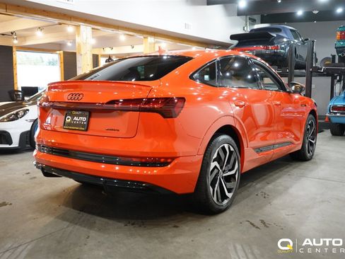 Used 2022 Audi e-tron Premium Plus w/ Premium Plus Package image 5