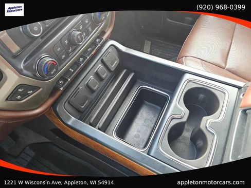 Used 2018 Chevrolet Silverado 1500 High Country image 19