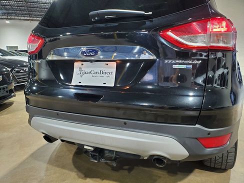 Used 2014 Ford Escape Titanium w/ Equipment Group 401A AWD/4WD image 40