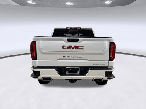 Used 2022 GMC Sierra 1500 Denali w/ Denali Reserve Package AWD/4WD image 10