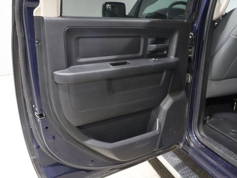 Used 2019 RAM 1500 Express w/ Express Value Package image 19