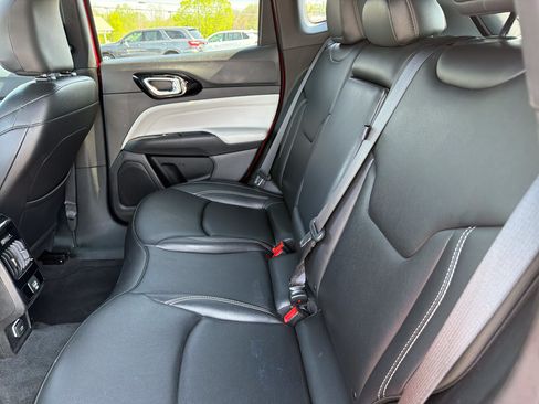Used 2025 Jeep Compass Limited AWD/4WD image 13