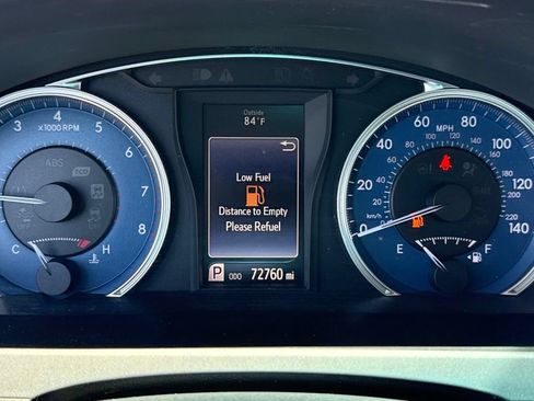 Used 2016 Toyota Camry LE FWD image 25