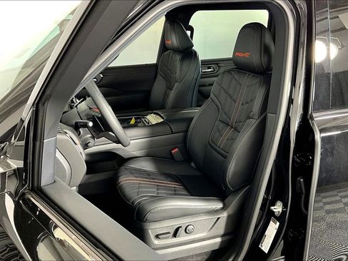 New 2026 Nissan Armada PRO-4X w/ Captain's Chari Seat Package AWD/4WD image 14