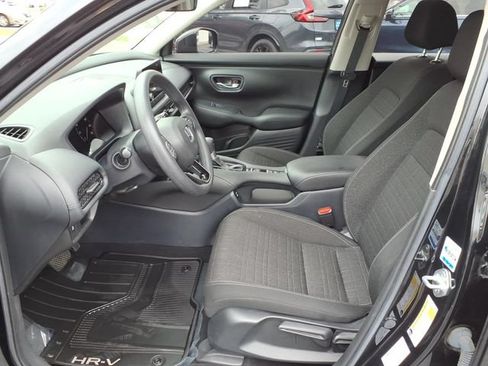 Certified 2024 Honda HR-V LX image 4