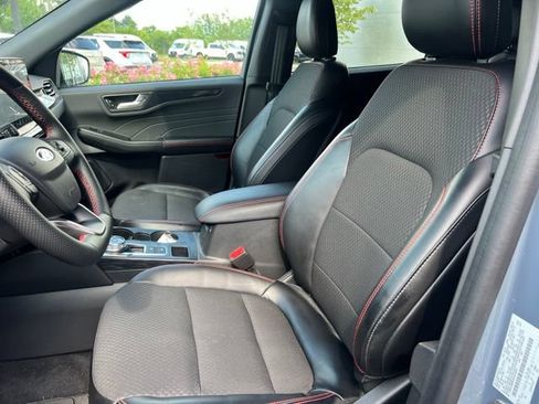 Used 2024 Ford Escape ST-Line w/ Tech Pack #1 AWD/4WD image 20