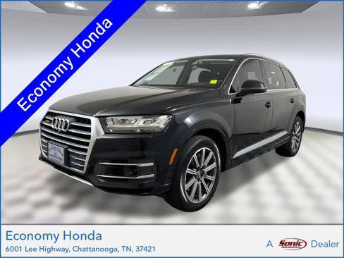 Used 2017 Audi Q7 3.0T Prestige image 1