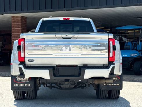 Used 2024 Ford F450 Limited w/ FX4 Off-Road Package AWD/4WD image 8
